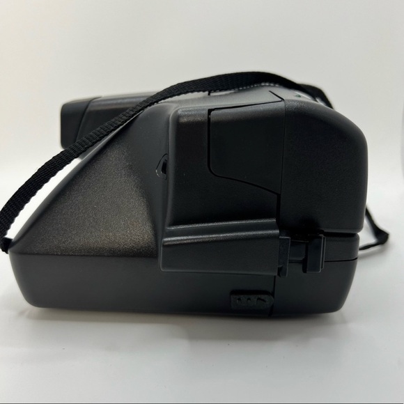 Polaroid ONE STEP Instant Film Camera New/Open Box - Picture 6 of 14